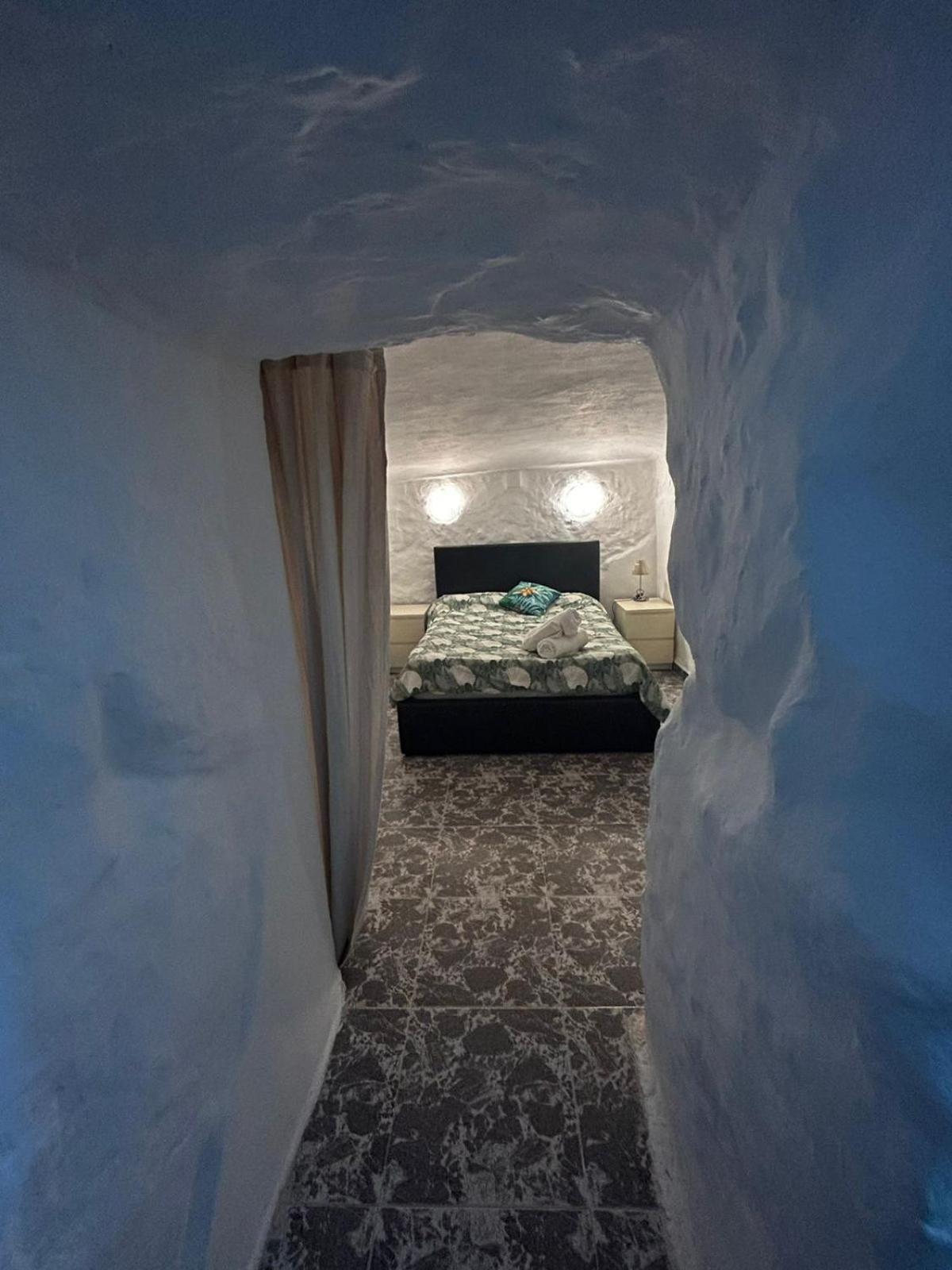 The Crystal Cave Villa Zújar Eksteriør bilde